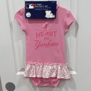 Pink Yankees Baby Bodysuit (24 Month)